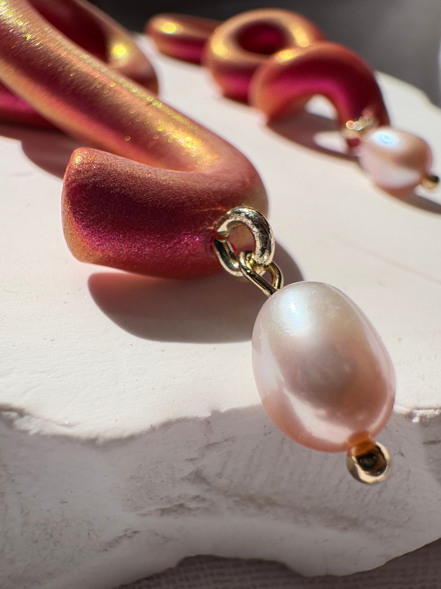 The Pearl Cherry Twist