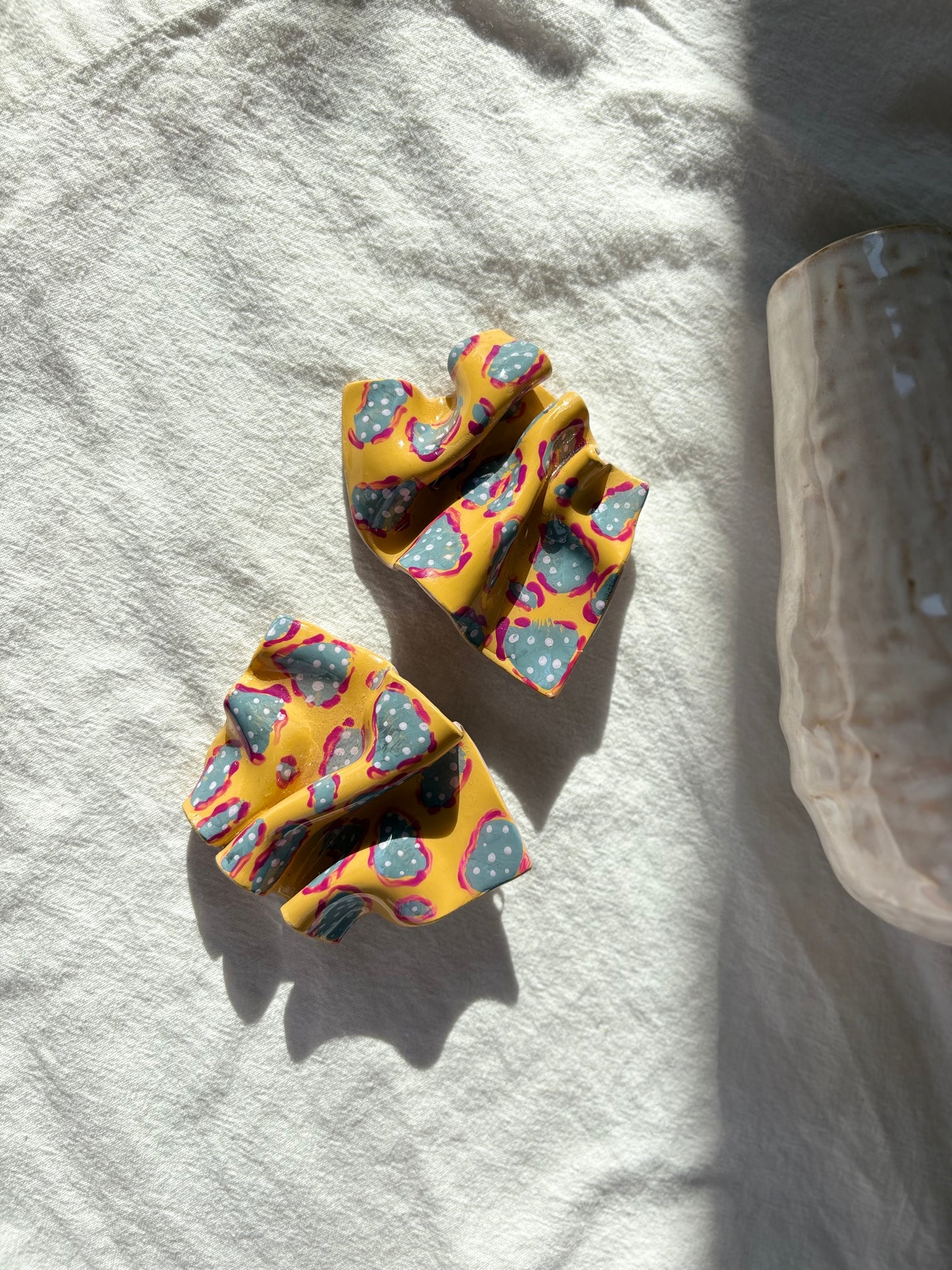 The Vibrant Fold