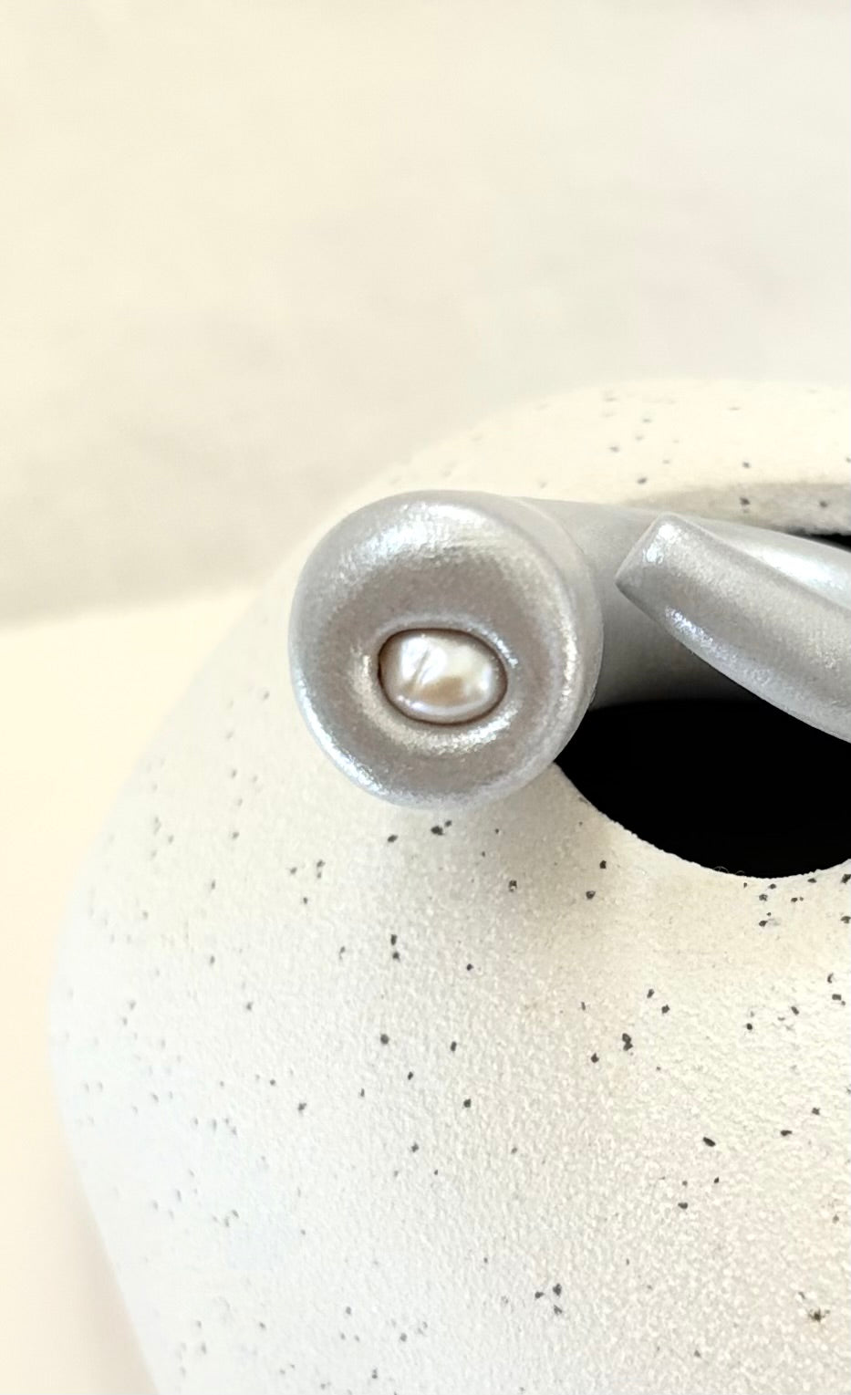 The Pearl Ring